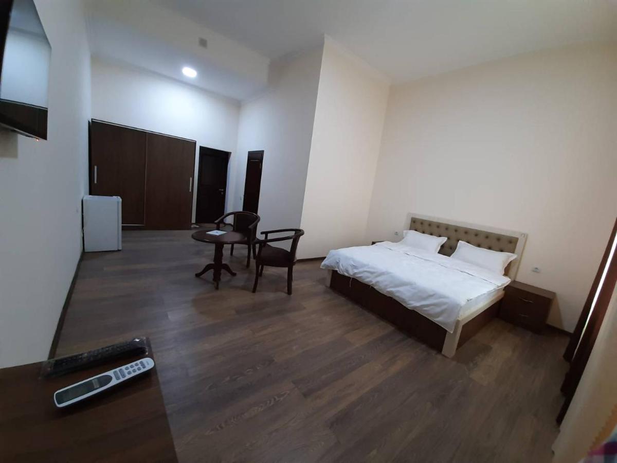 Hotel Rudaki Panjakent エクステリア 写真
