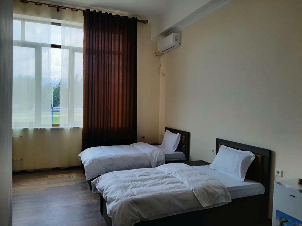 Hotel Rudaki Panjakent エクステリア 写真