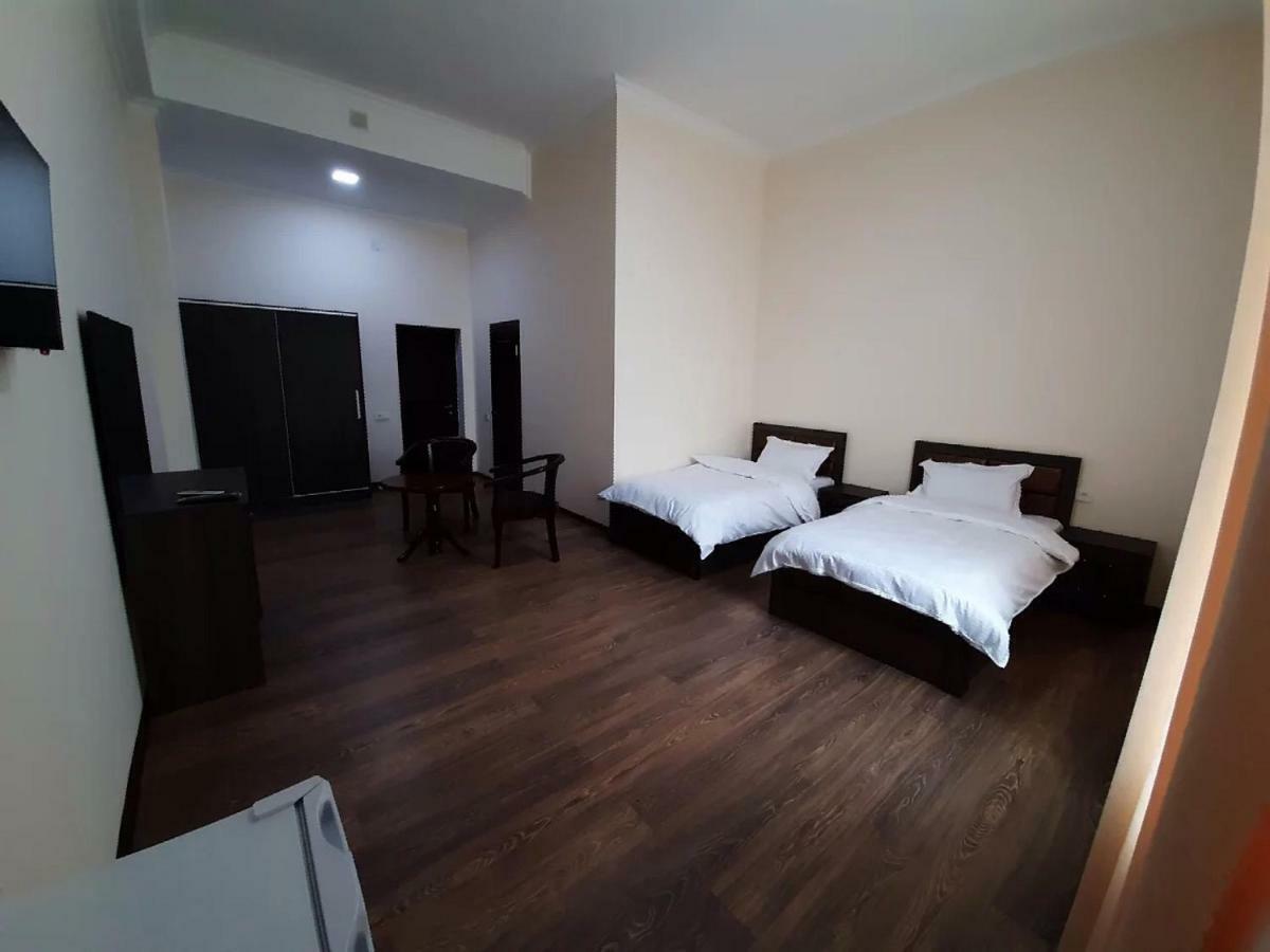 Hotel Rudaki Panjakent エクステリア 写真